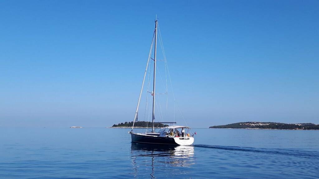 Sailing yacht Oceanis 48 Gold One 