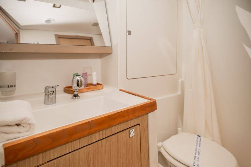 Sailing yacht Oceanis 48 Gold One 