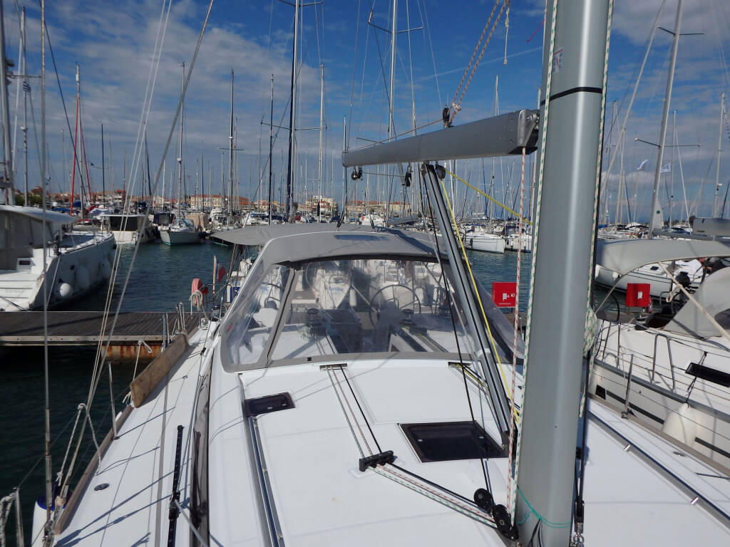 Sailing yacht Oceanis 48 Joy