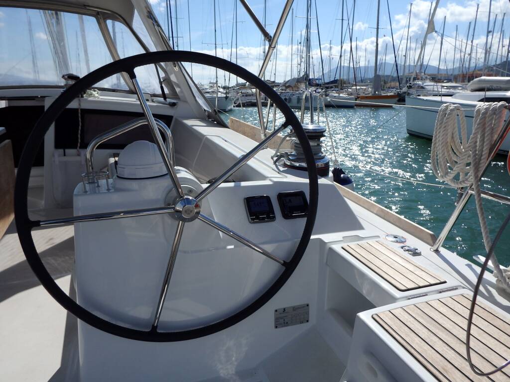 Sailing yacht Oceanis 48 Joy