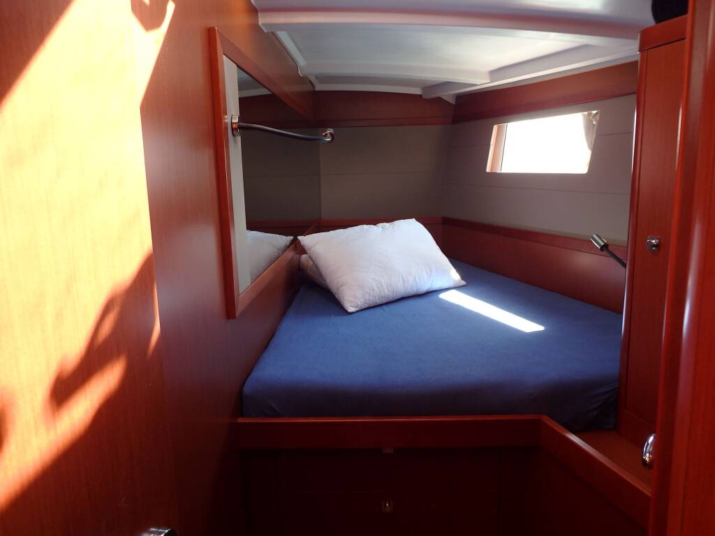 Sailing yacht Oceanis 48 Joy