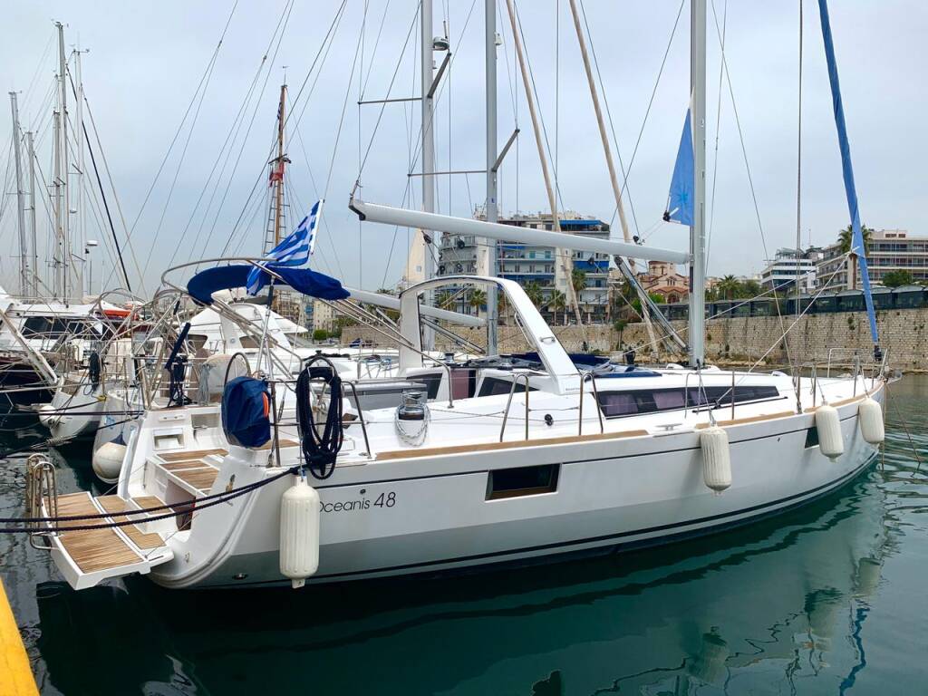 Sailing yacht Oceanis 48 Alisa