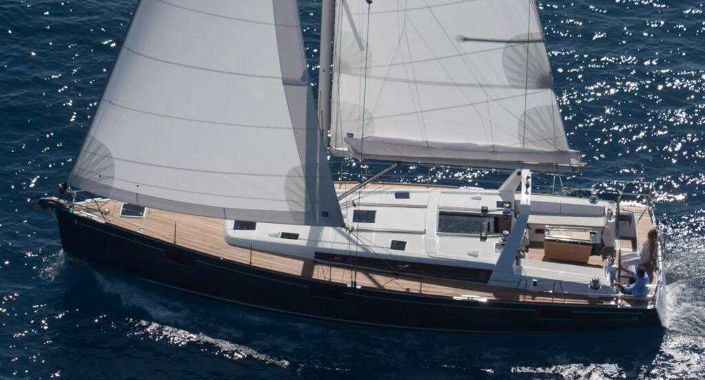 Sailing yacht Oceanis 48 Athena