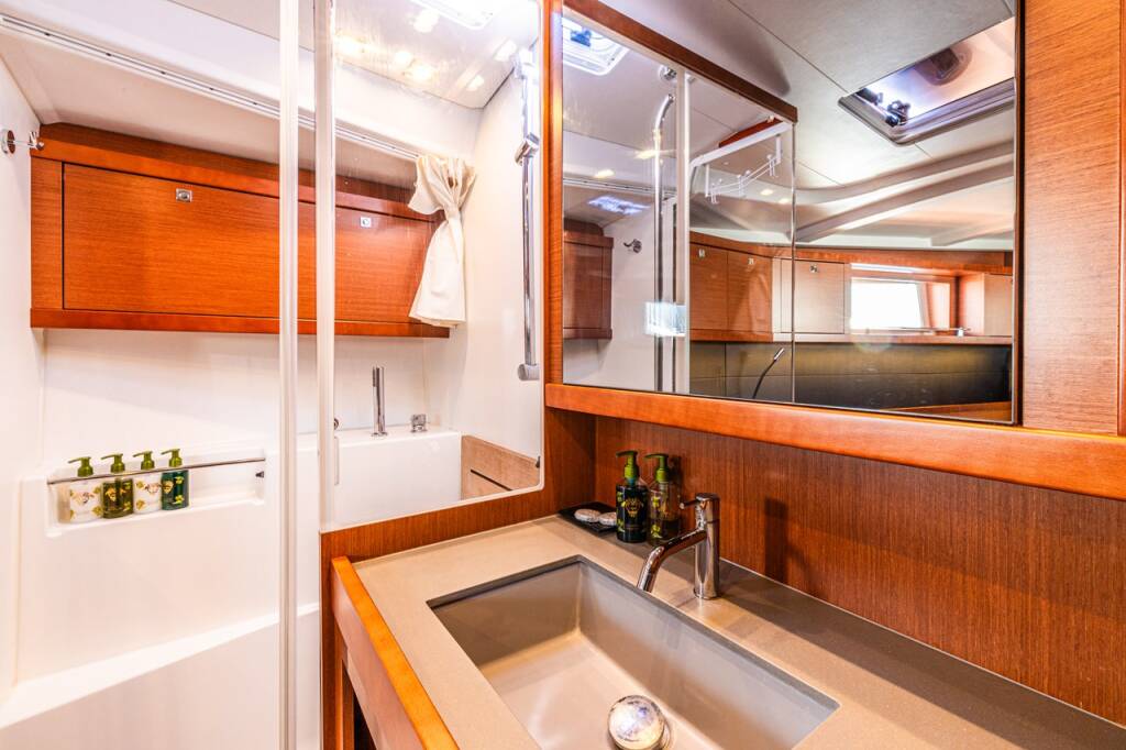 Sailing yacht Oceanis 48 Dream Atlas