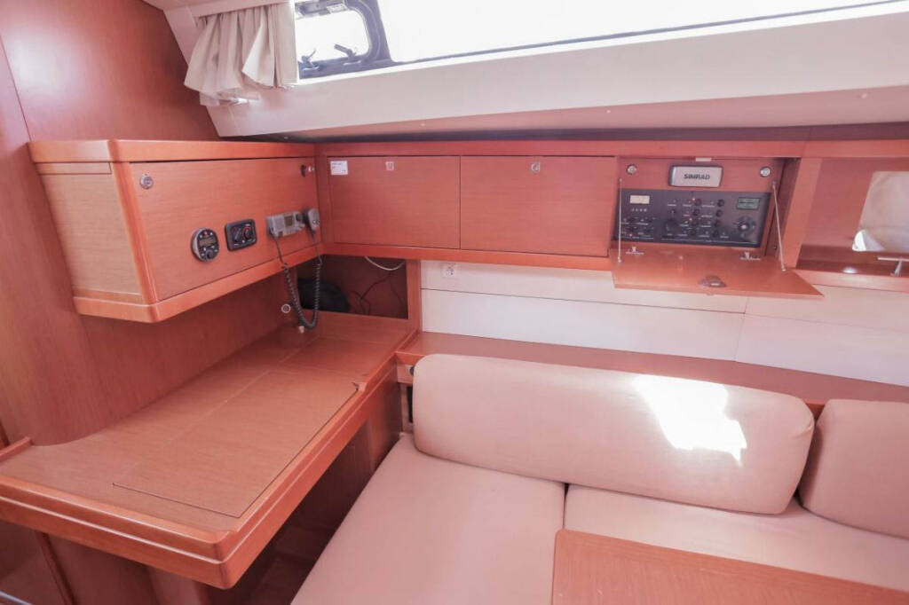 Segelyachten Oceanis 48 Svartklubben-Östhammar 