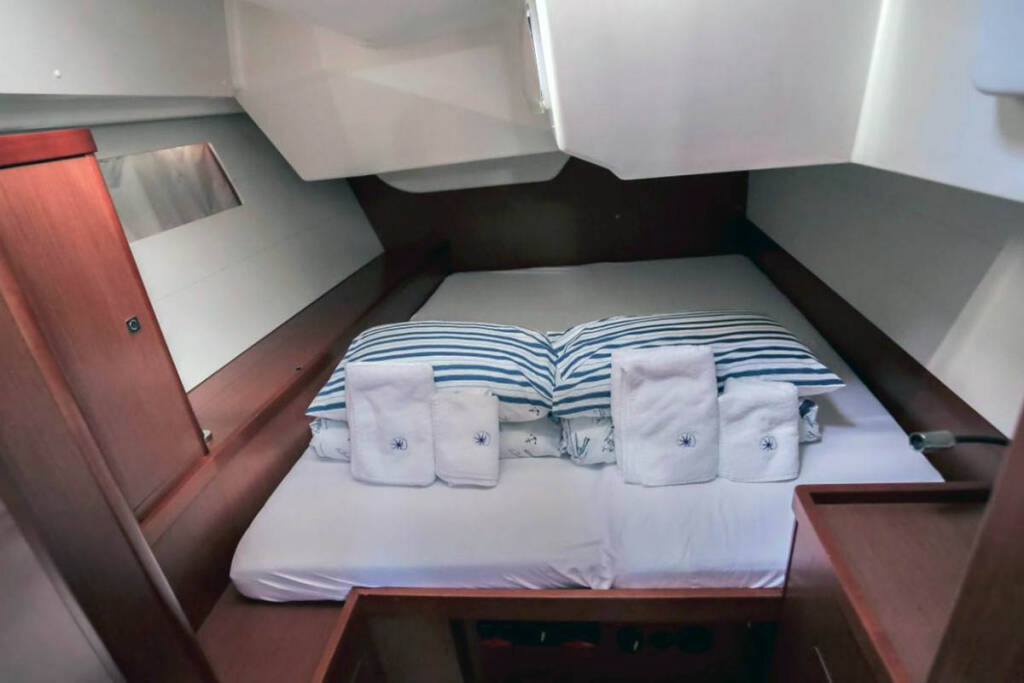 Segelyachten Oceanis 48 Svartklubben-Östhammar 