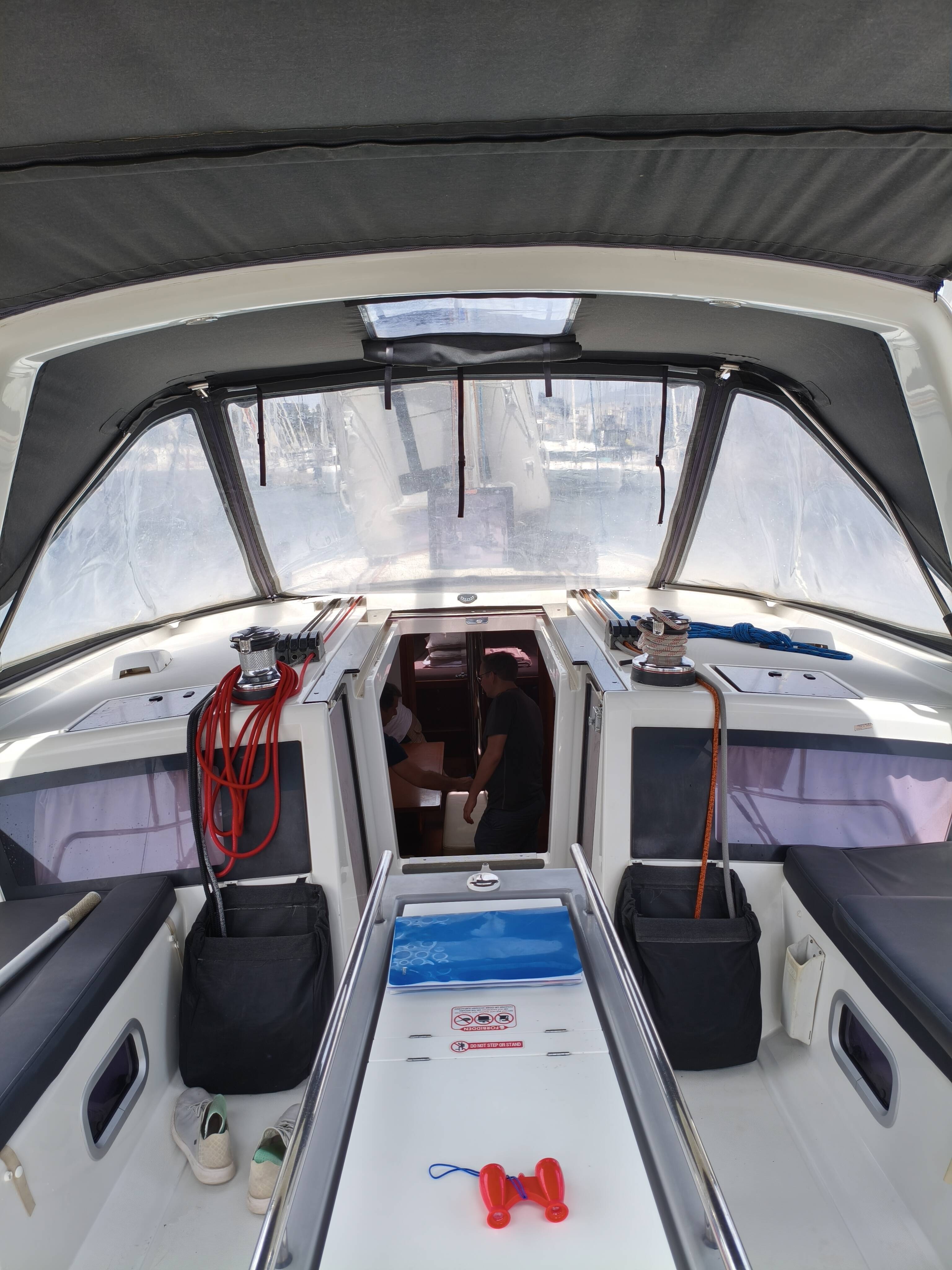 Sailing yacht Oceanis 48 Skiron