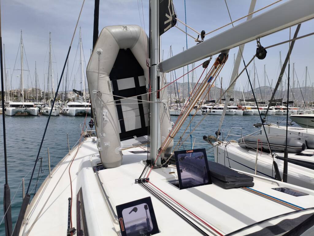 Sailing yacht Oceanis 48 Skiron