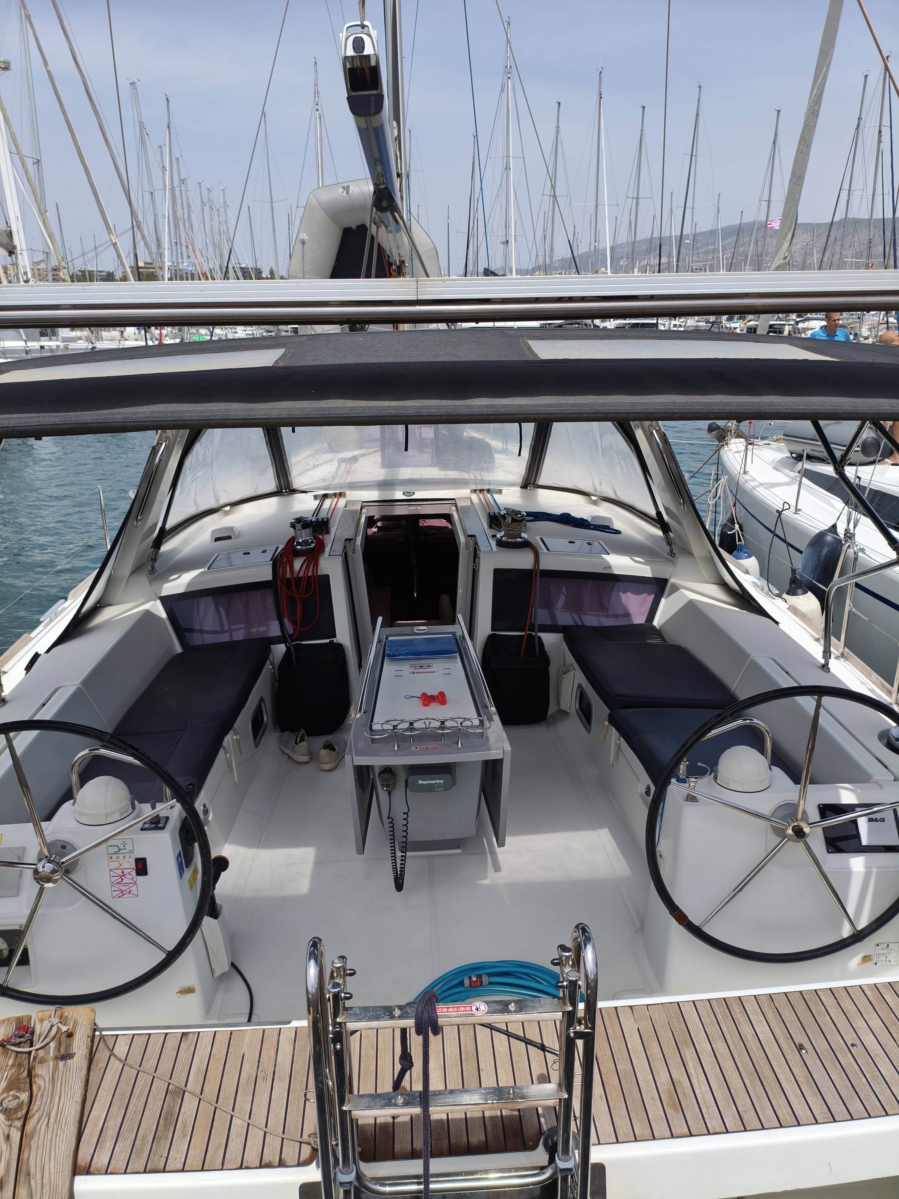 Sailing yacht Oceanis 48 Skiron