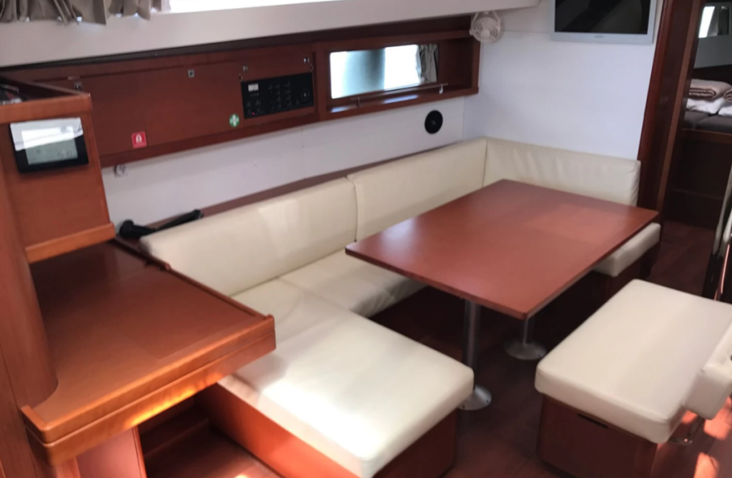 Sailing yacht Oceanis 48 Skiron