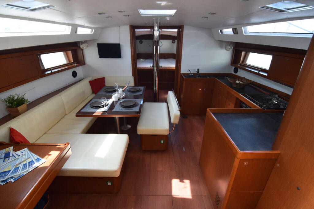 Segelyachten Oceanis 48 Butterfly