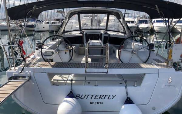 Oceanis 48 Butterfly Corfu, Gouvia Marina