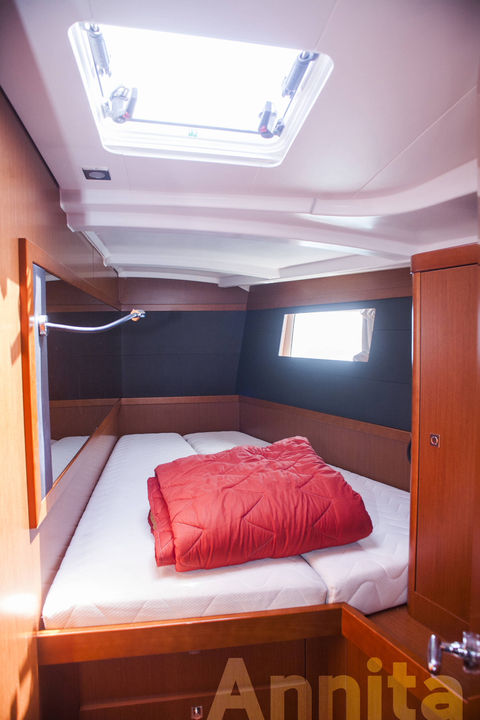Sailing yacht Oceanis 48 