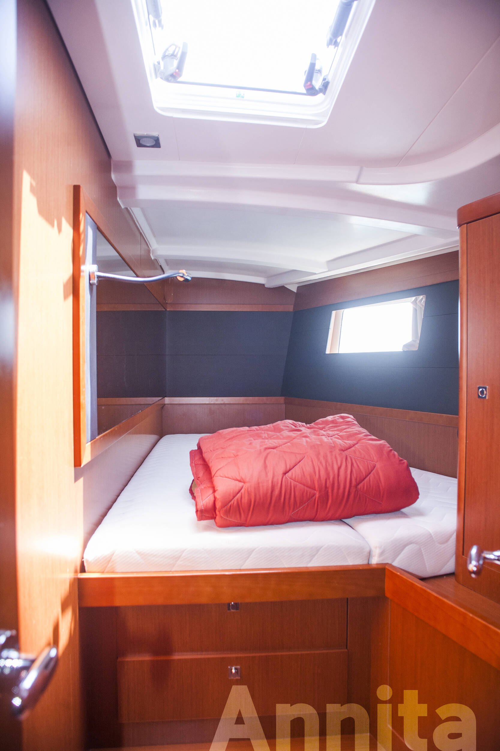 Sailing yacht Oceanis 48 