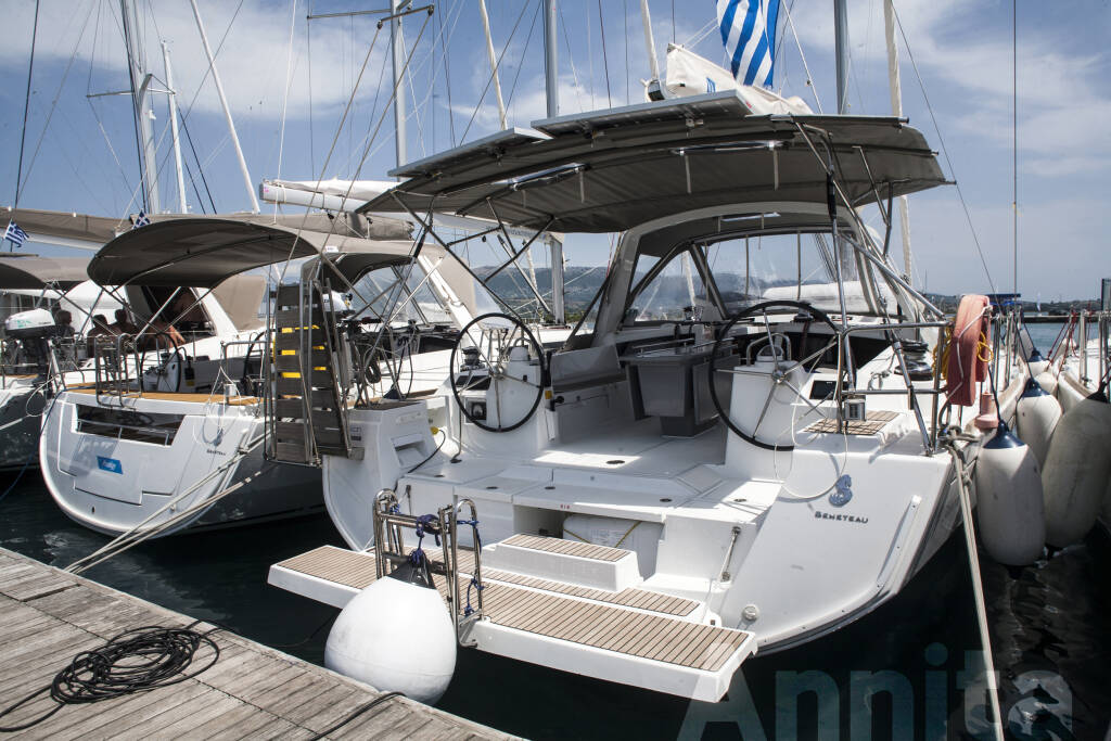 Sailing yacht Oceanis 48 