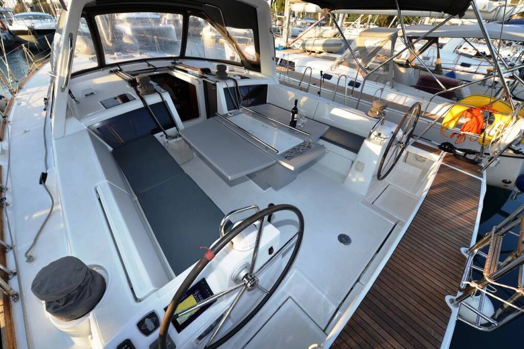 Segelyachten Oceanis 48 Pherousa