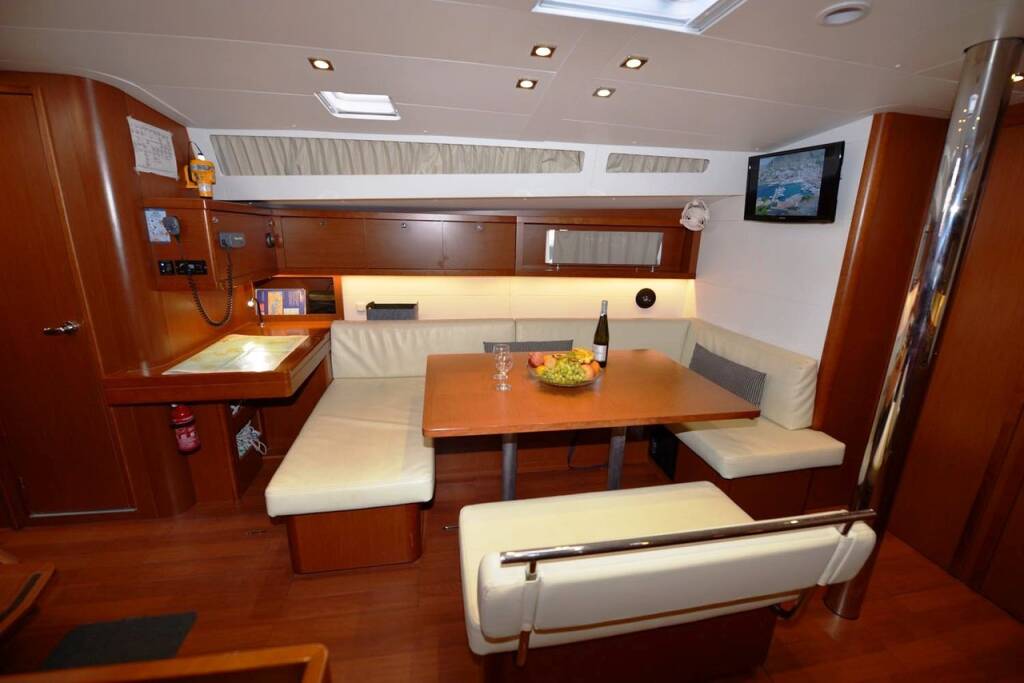 Segelyachten Oceanis 48 Pherousa