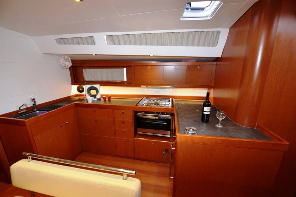 Segelyachten Oceanis 48 Pherousa