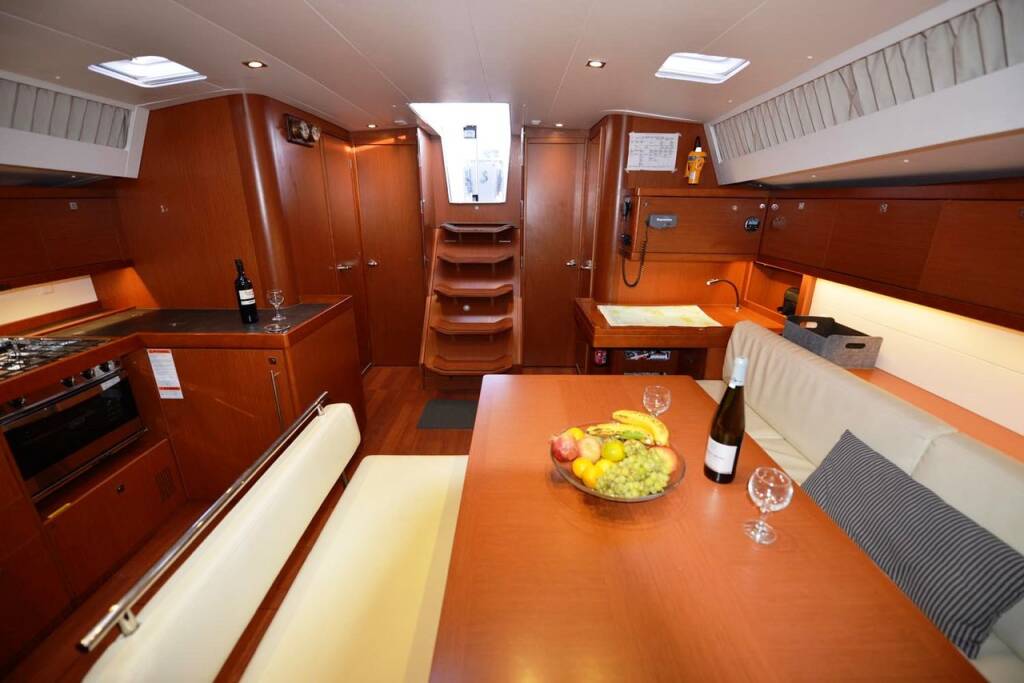 Segelyachten Oceanis 48 Pherousa