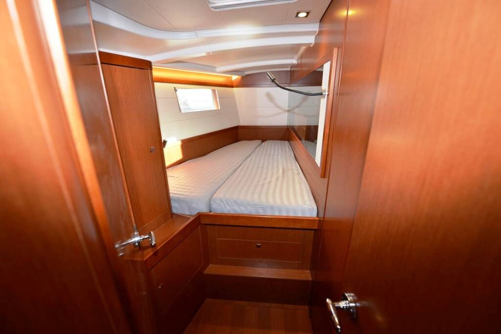 Segelyachten Oceanis 48 Pherousa