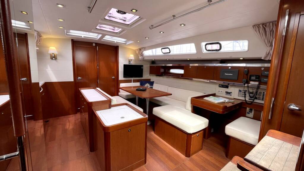 Sailing yacht Oceanis 50 Thano