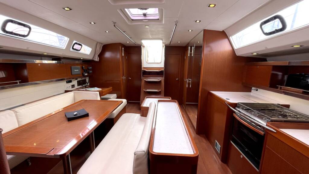 Sailing yacht Oceanis 50 Thano