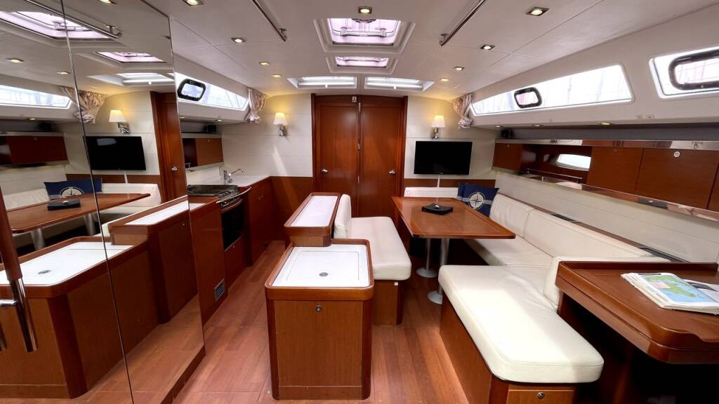Sailing yacht Oceanis 50 Thano