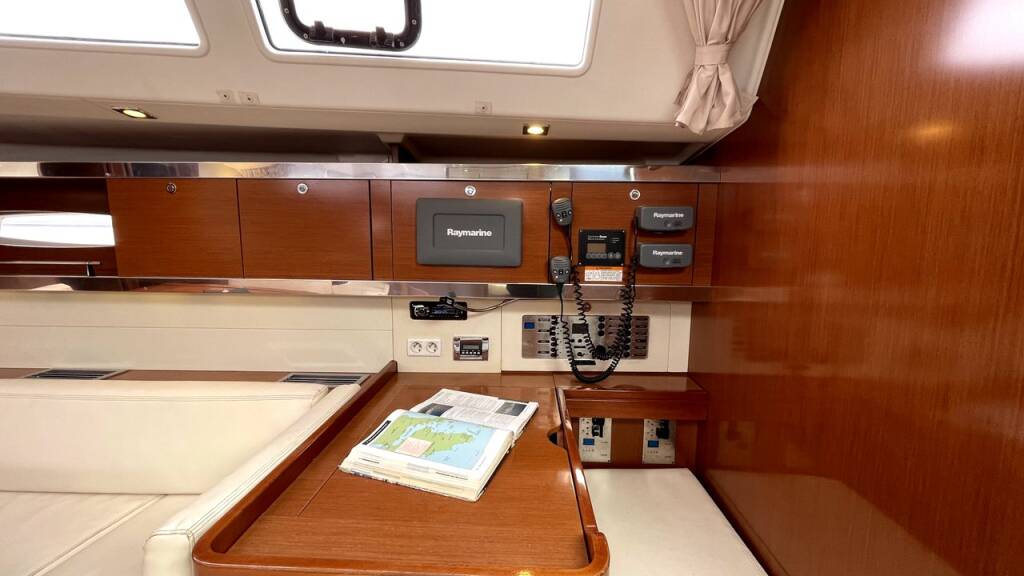 Sailing yacht Oceanis 50 Thano