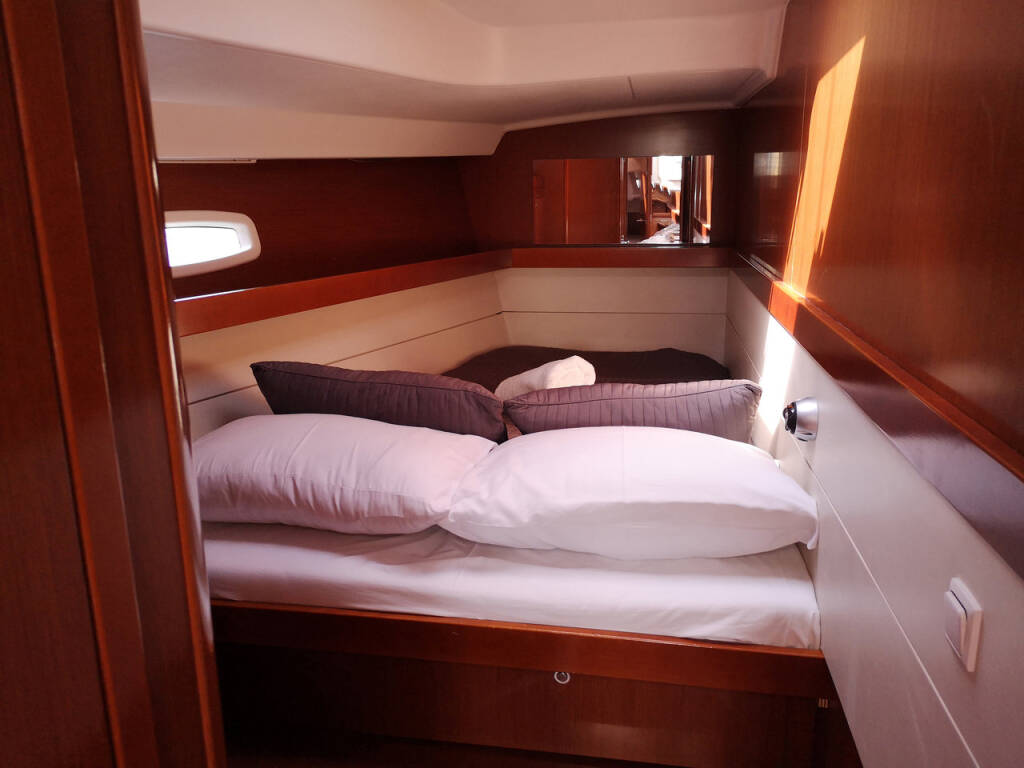 Sailing yacht Oceanis 50 Thano