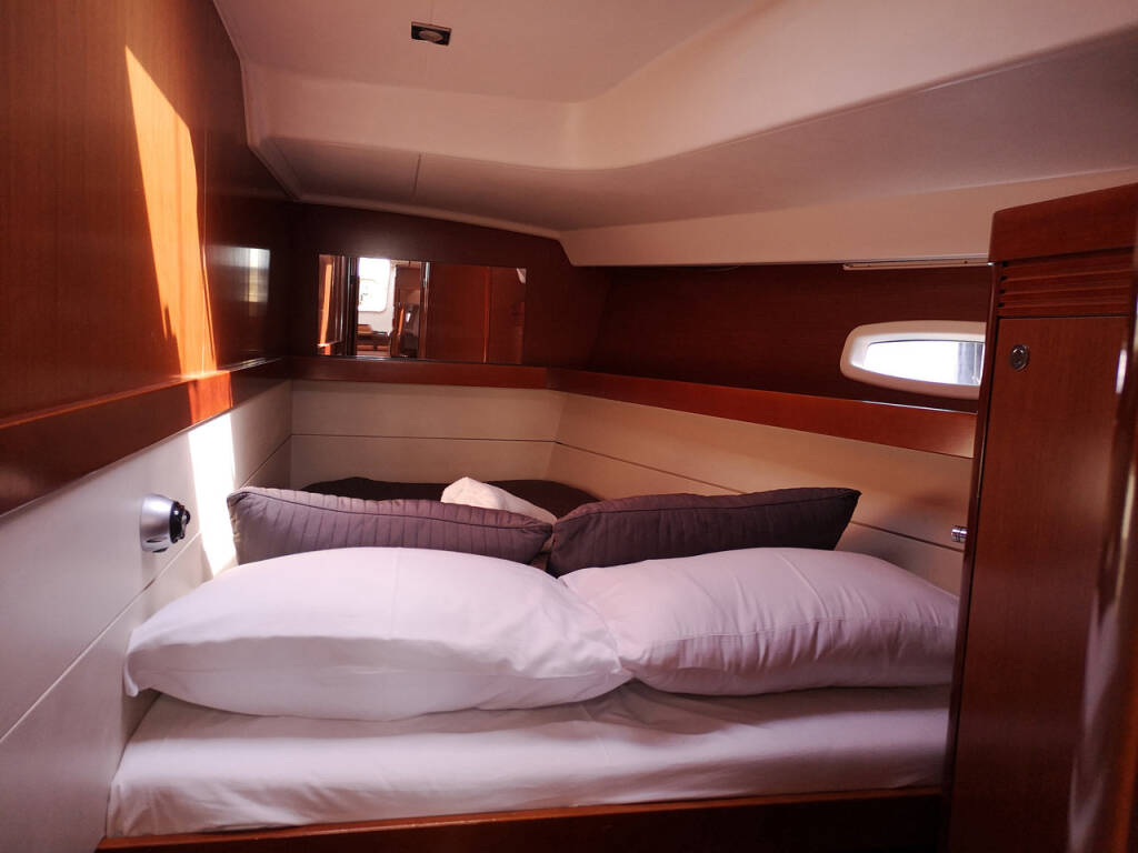Sailing yacht Oceanis 50 Thano