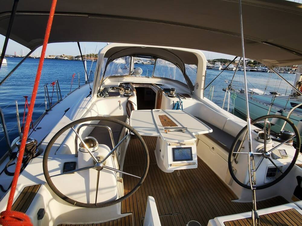 Sailing yacht Oceanis 50 Seladon II