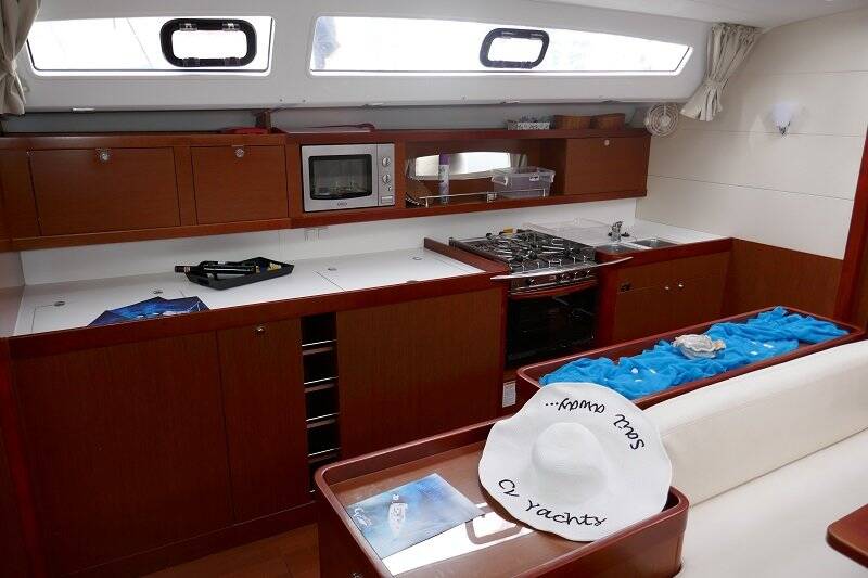 Segelyachten Oceanis 50 Promise