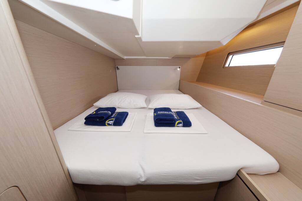 Segelyachten Oceanis 51.1 Air 1