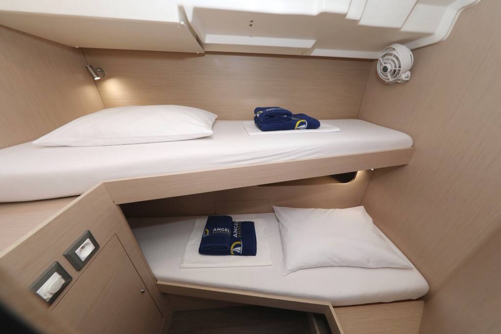 Segelyachten Oceanis 51.1 Air 1