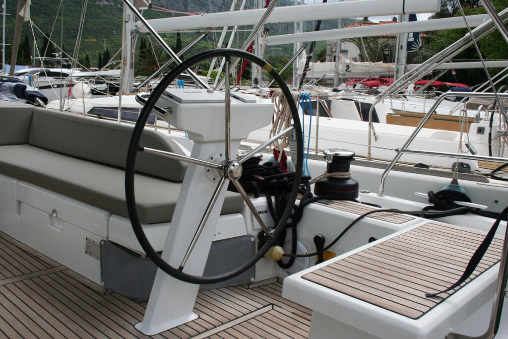 Sailing yacht Oceanis 51.1 Amallo