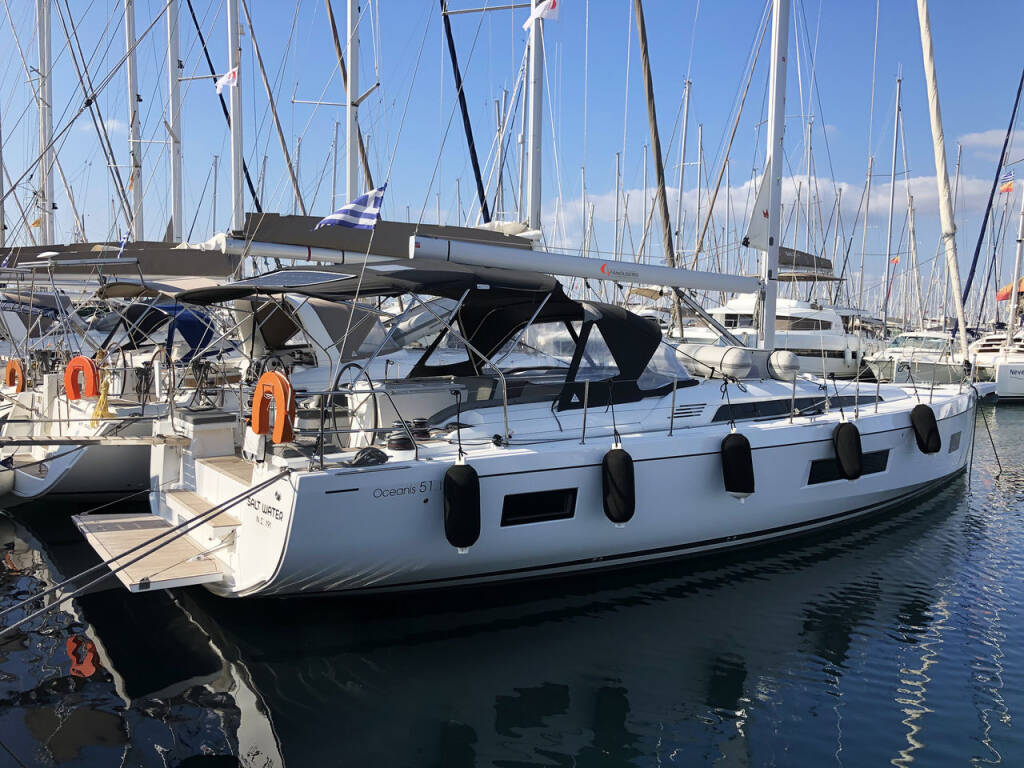 Sailing yacht Oceanis 51.1 Salt Water