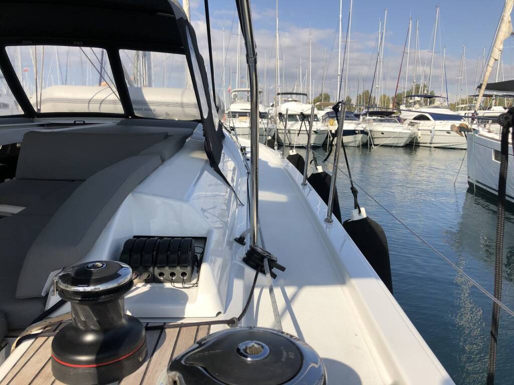 Sailing yacht Oceanis 51.1 Salt Water