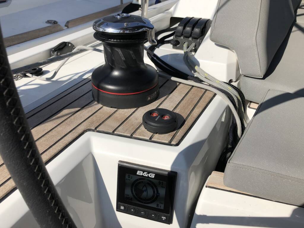 Sailing yacht Oceanis 51.1 Salt Water
