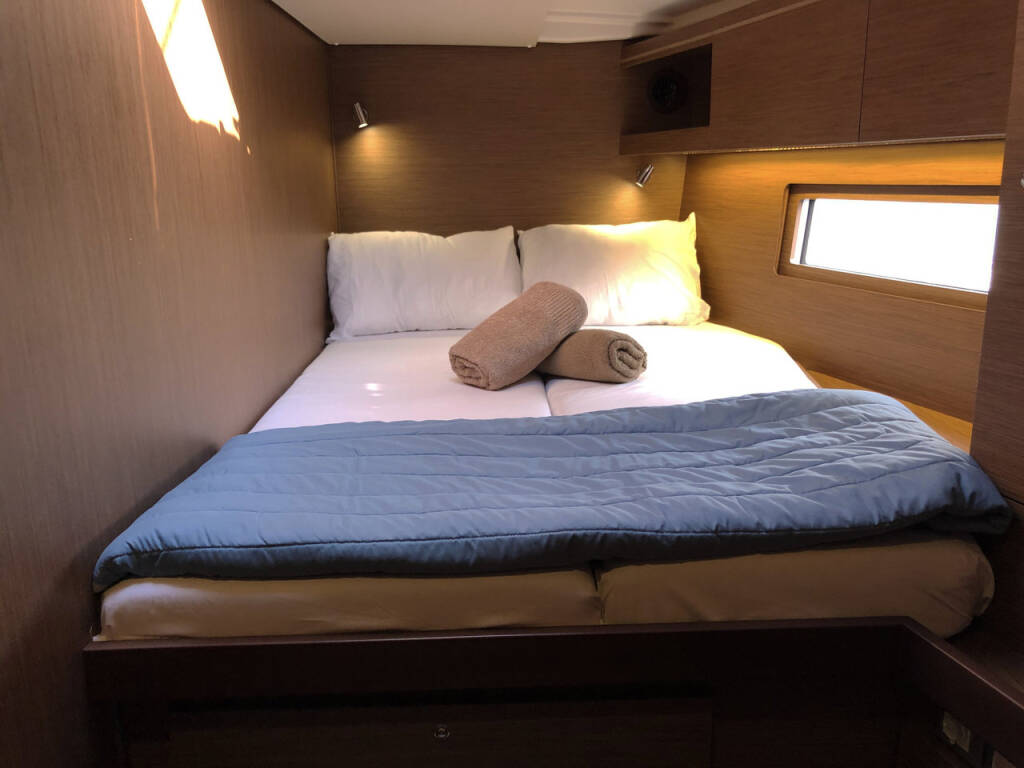 Sailing yacht Oceanis 51.1 Salt Water