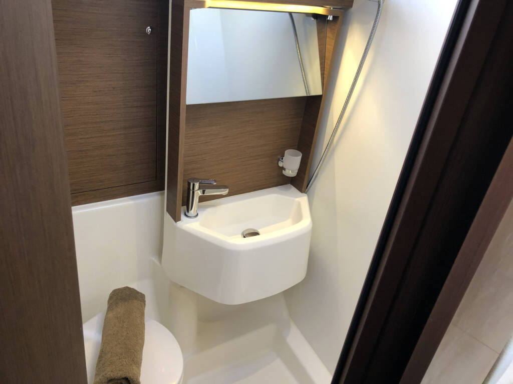Sailing yacht Oceanis 51.1 Salt Water