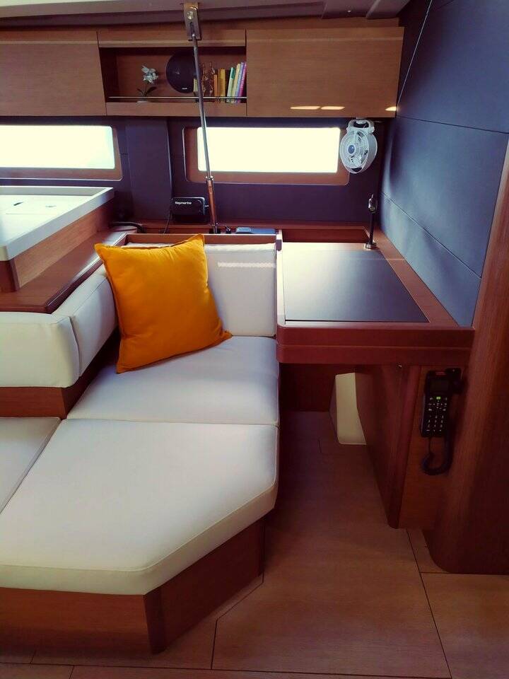 Segelyachten Oceanis 51.1 Infinity
