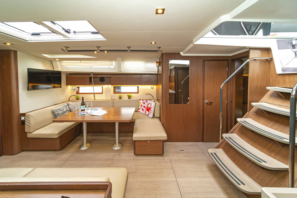 Sailing yacht Oceanis 51.1 Yria