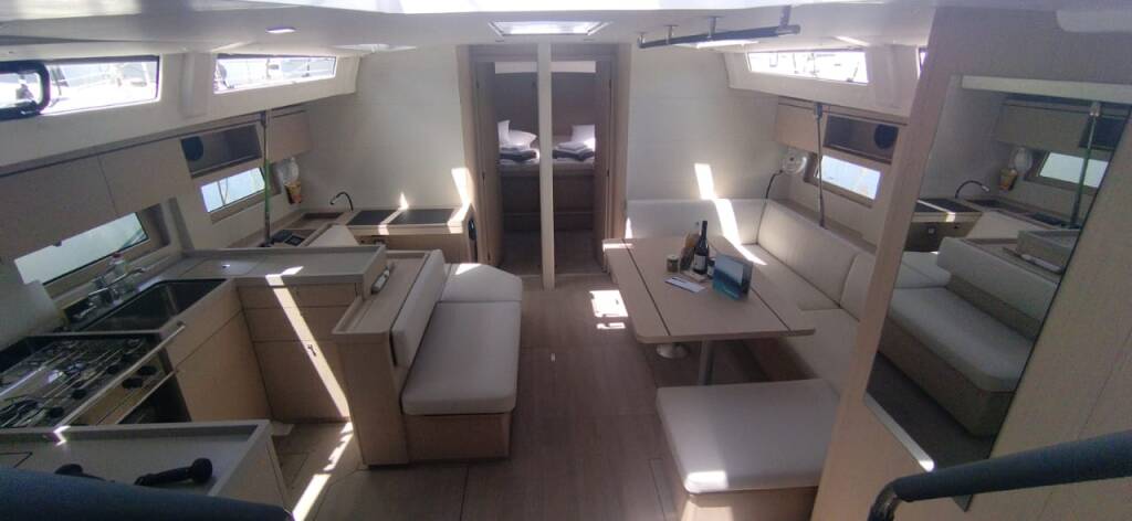 Segelyachten Oceanis 51.1 Escape