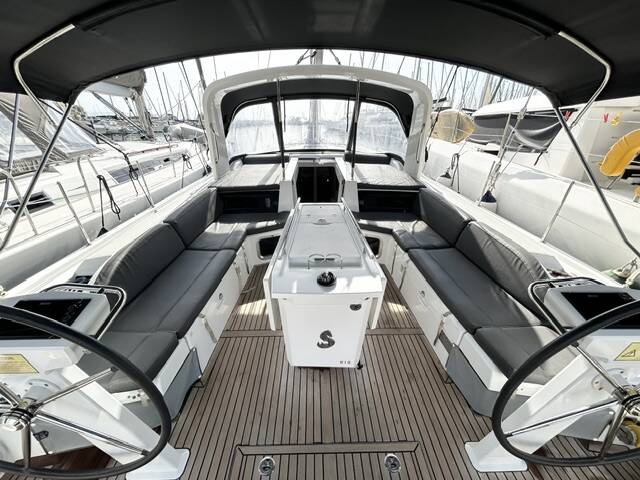 Sailing yacht Oceanis 51.1 Reboot