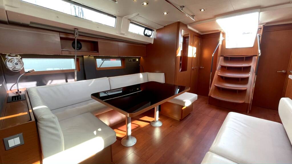 Segelyachten Oceanis 51.1 Black Swan