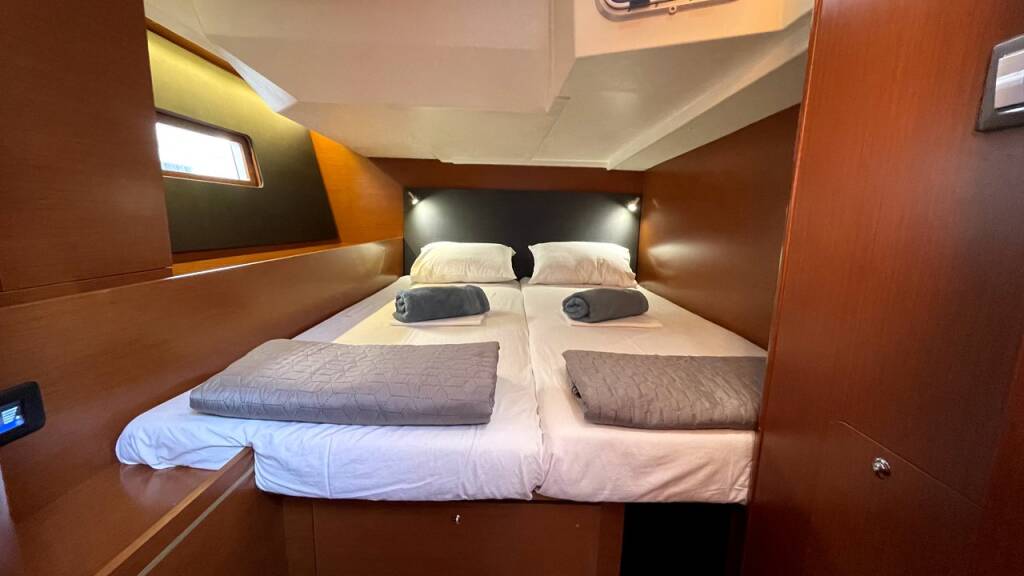 Segelyachten Oceanis 51.1 Black Swan