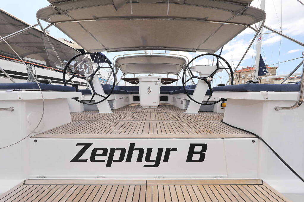 Sailing yacht Oceanis 51.1 Zephyr B