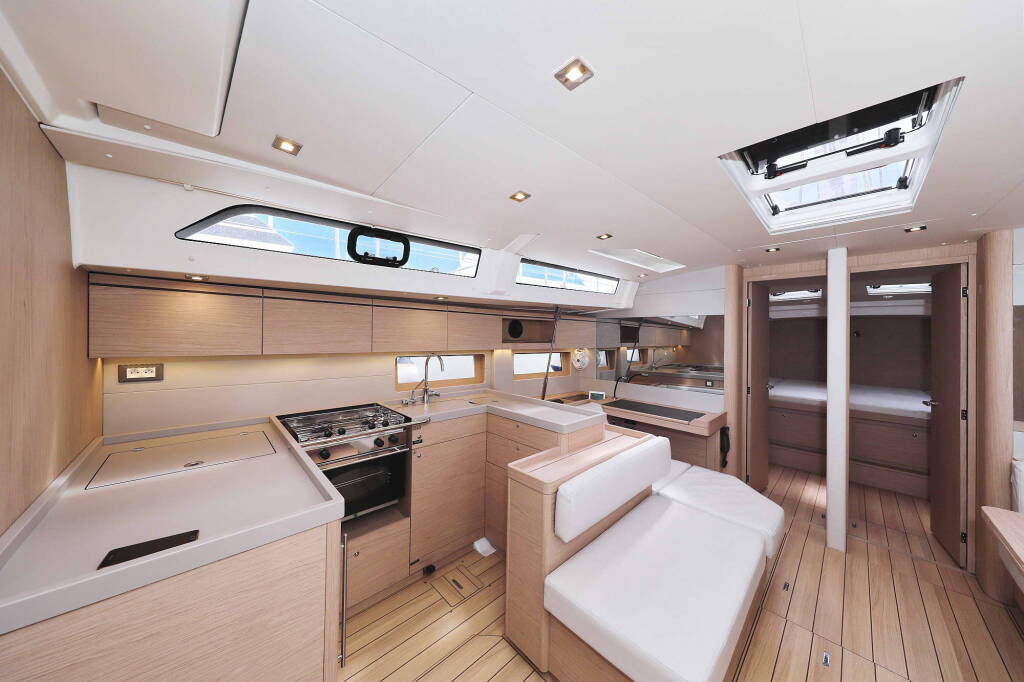 Sailing yacht Oceanis 51.1 Zephyr B