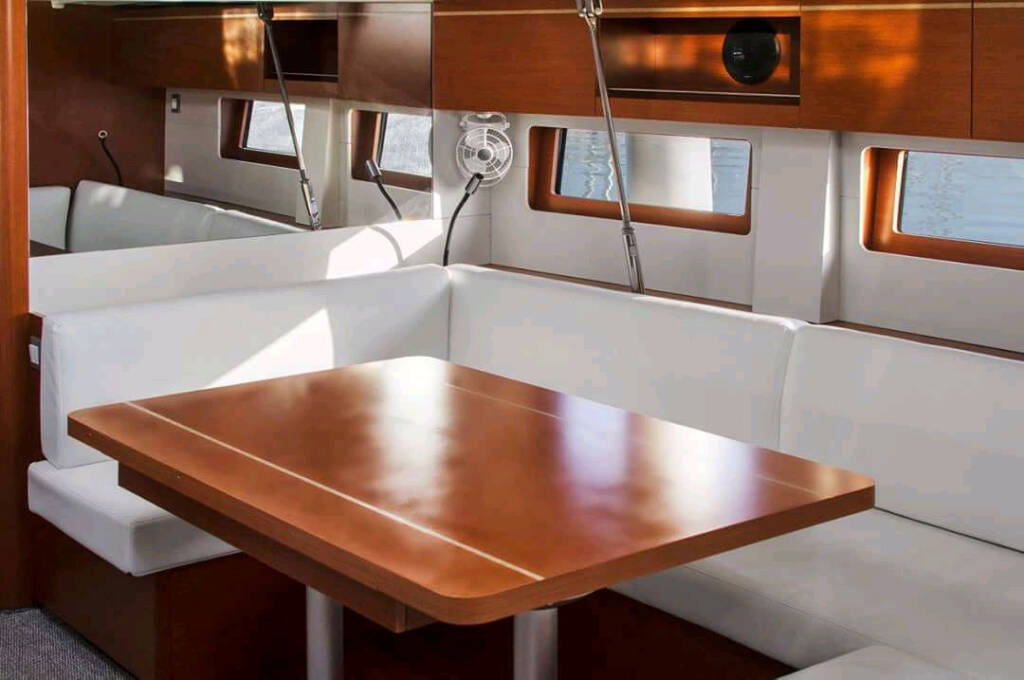 Sailing yacht Oceanis 51.1 One Piece