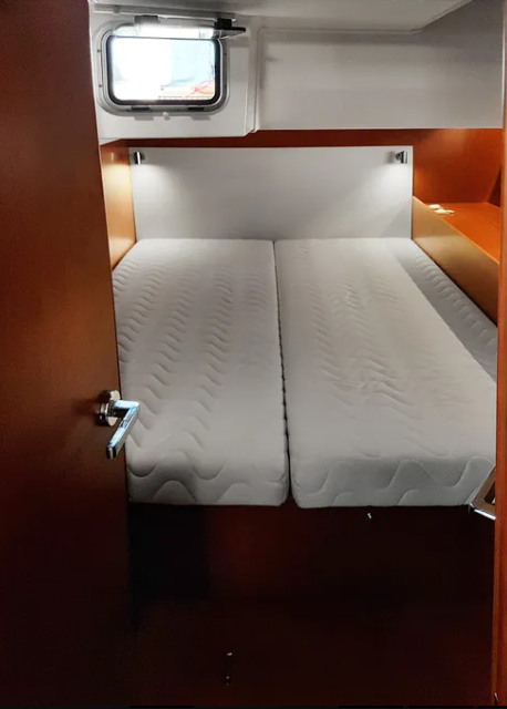 Sailing yacht Oceanis 51.1 One Piece